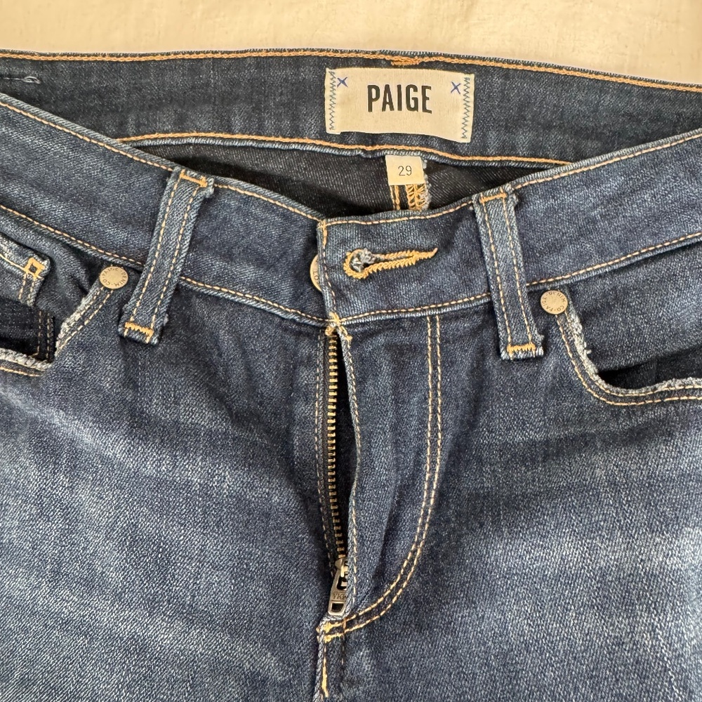 Paige jeans size 29
